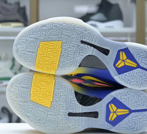 Zoom Kobe 5 Protro '5 Rings' 2020 - Image 5