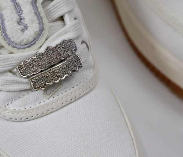 Travis Scott x Air Force 1 'Sail' - Image 4
