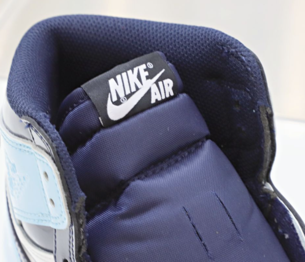 Wmns Air Jordan 1 Retro High OG 'Blue Chill' - Image 2