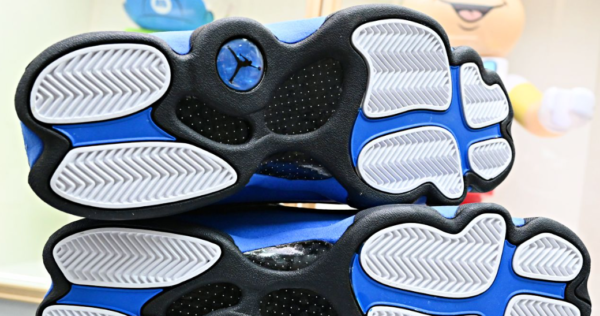Air Jordan 13 Retro 'Hyper Royal' - Image 5