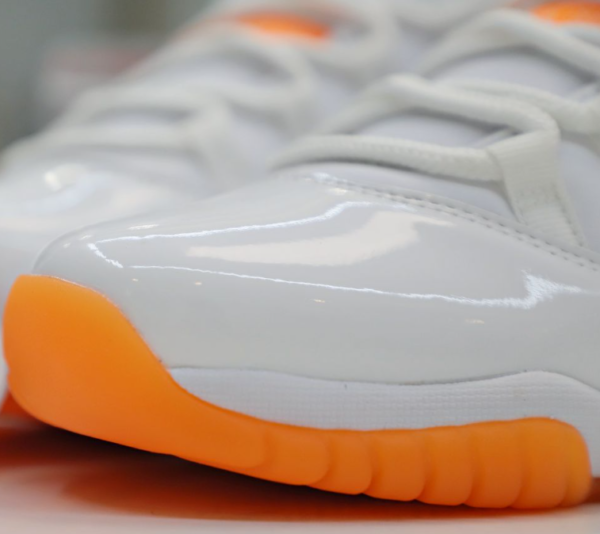 Wmns Air Jordan 11 Retro Low 'Bright Citrus' - Image 3