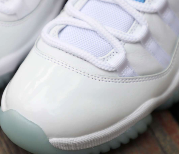 Air Jordan 11 Retro Low 'Legend Blue' - Image 5