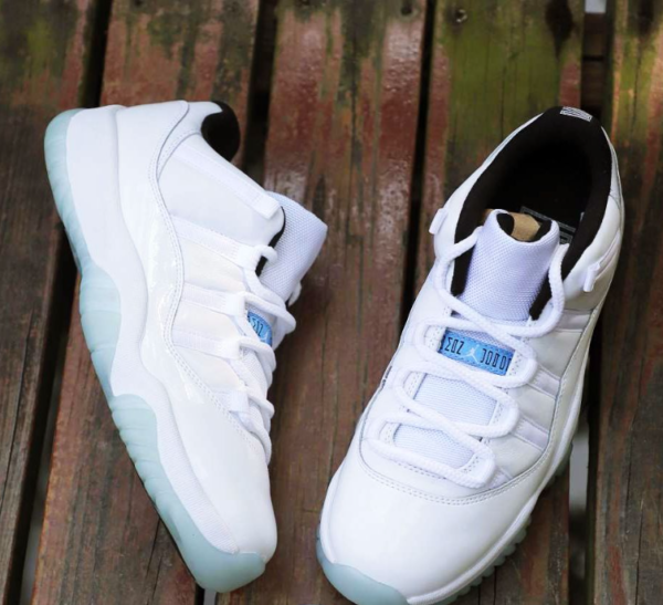 Air Jordan 11 Retro Low 'Legend Blue' - Image 3