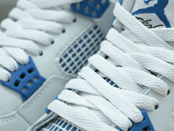 Air Jordan 4 Retro 'Military Blue' 2024 - Image 3