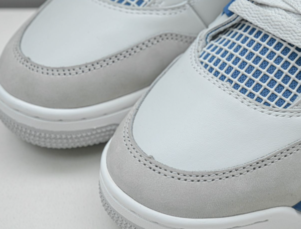 Air Jordan 4 Retro 'Military Blue' 2024 - Image 4