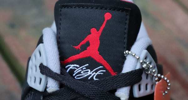 Air Jordan 4 Retro OG 'Bred' 2019 - Image 4