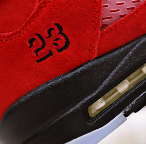 Air Jordan 5 Retro 'Raging Bull' 2021 - Image 4