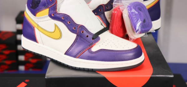 Air Jordan 1 Retro High SB 'LA To Chicago' - Image 3