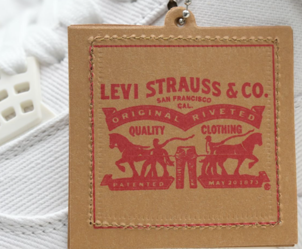 Levi's x Air Jordan 4 Retro 'White Denim' - Image 3
